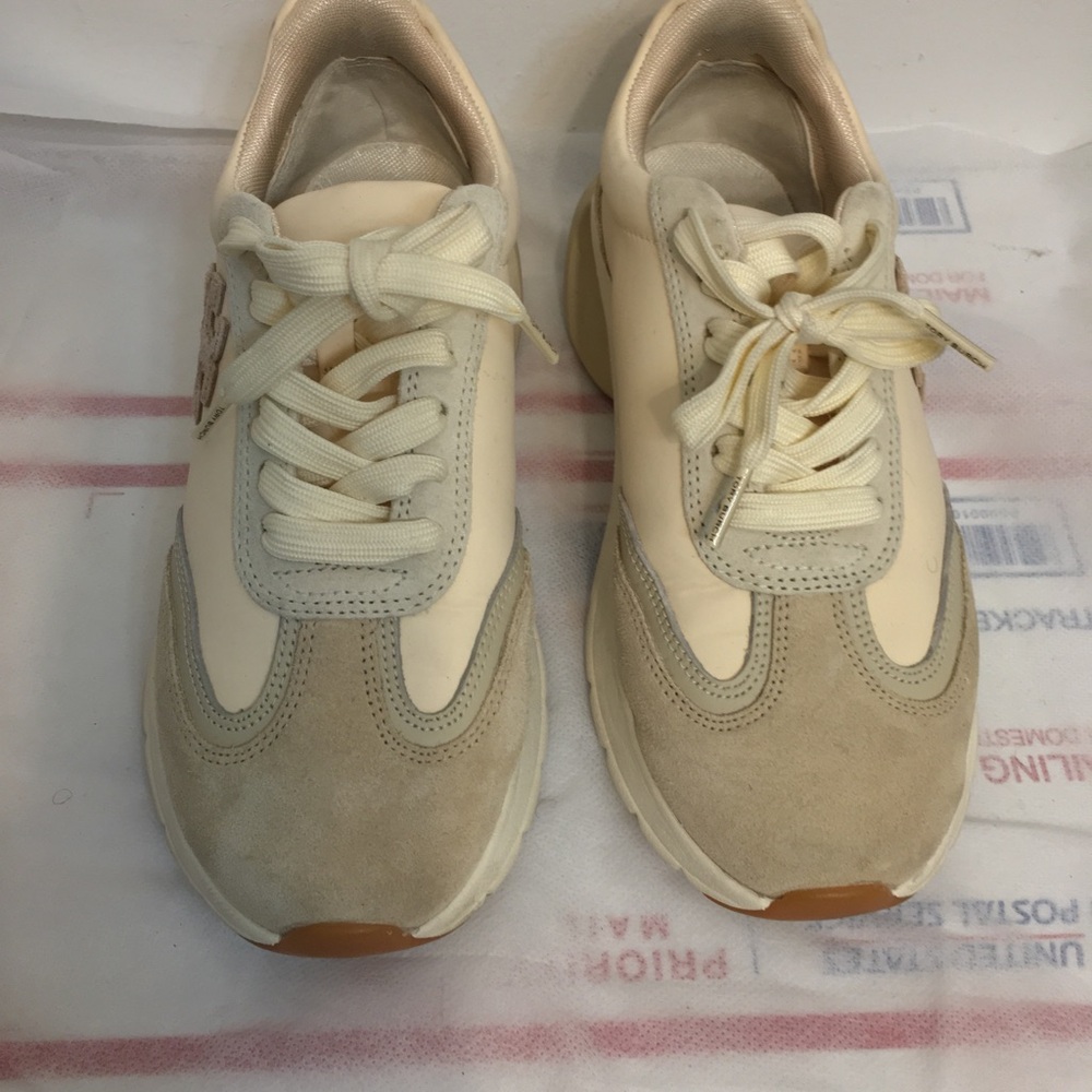 Tory Burch Monogram Good Luck Lightweight Women's Cream Fashion Sneakers Size6.5 - Picture 12 of 13